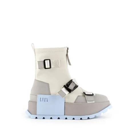 На Луну с Anrealage и United Nude: осень–зима 2022